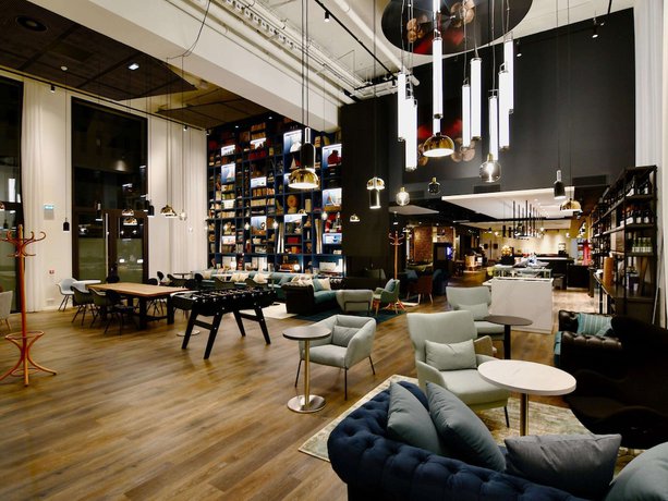 Imagen del bar/restaurante del Hotel Ibis Styles Saint Nazaire Centre Gare. Foto 2