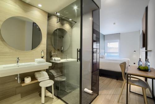 Imagen de la habitación del Hotel Ibis Styles Santander. Foto 7