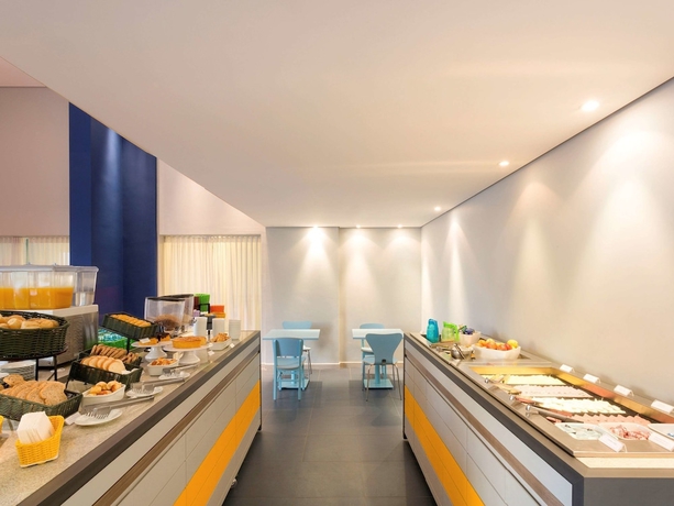 Imagen del bar/restaurante del Hotel Ibis Styles Sao Paulo Barra Funda. Foto 4