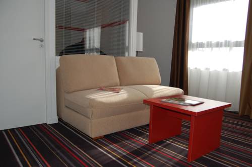Imagen de la habitación del Hotel Ibis Styles Segre. Foto 16