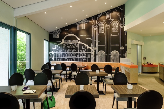 Imagen del bar/restaurante del Hotel Ibis Styles Speyer. Foto 6