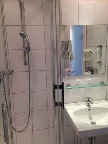 Imagen de la habitación del Hotel Ibis Styles Strasbourg Centre Gare. Foto 12