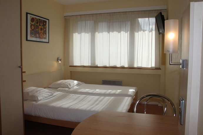 Imagen de la habitación del Hotel Ibis Styles Strasbourg Centre République. Foto 6