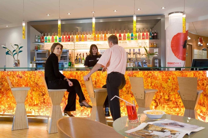 Imagen del bar/restaurante del Hotel Ibis Styles Strasbourg Stade De La Meinau. Foto 3