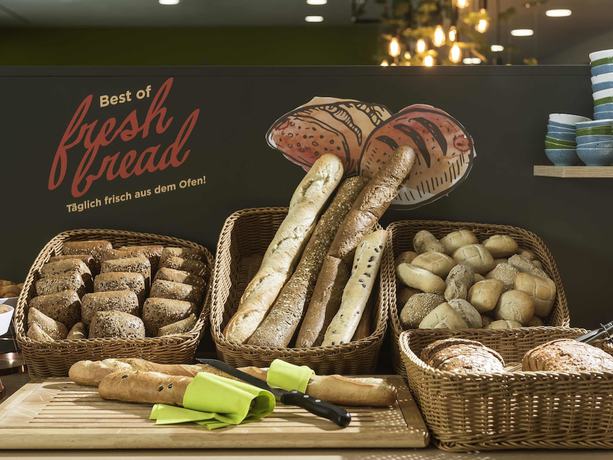 Imagen del bar/restaurante del Hotel Ibis Styles Stuttgart Vaihingen. Foto 3