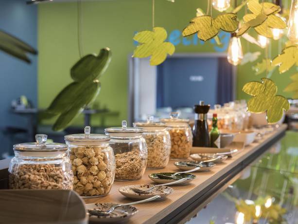 Imagen del bar/restaurante del Hotel Ibis Styles Stuttgart Vaihingen. Foto 7