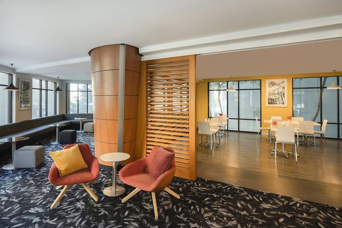 Imagen de los interiores del Hotel Ibis Styles Sydney Central. Foto 10