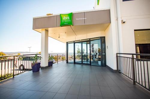 Imagen general del Hotel Ibis Styles The Entrance. Foto 5