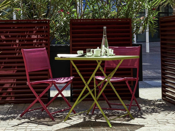 Imagen del bar/restaurante del Hotel Ibis Styles Toulon Centre Port. Foto 4