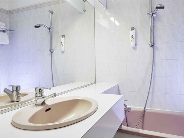 Imagen de la habitación del Hotel Ibis Styles Toulon Centre Port. Foto 13