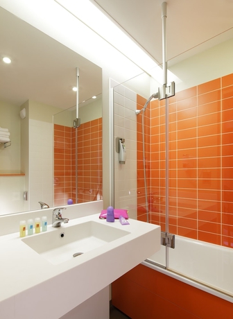 Imagen de la habitación del Hotel Ibis Styles Tours Centre. Foto 17