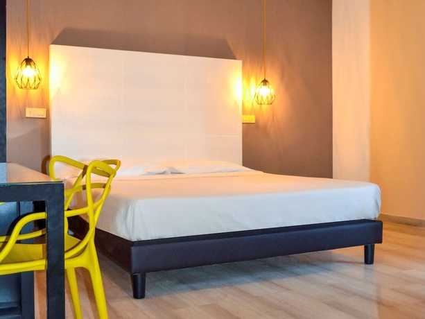 Imagen de la habitación del Hotel Ibis Styles Trani. Foto 15