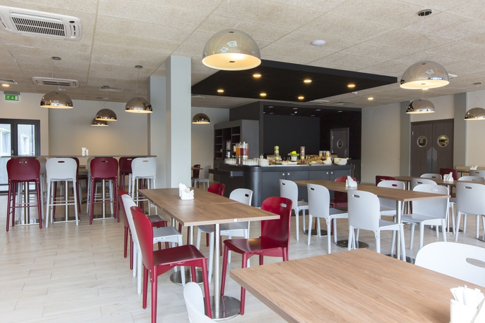 Imagen del bar/restaurante del Hotel Ibis Styles Vilnius. Foto 6