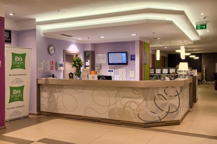 Imagen de los interiores del Hotel Ibis Styles Walbrzych. Foto 19