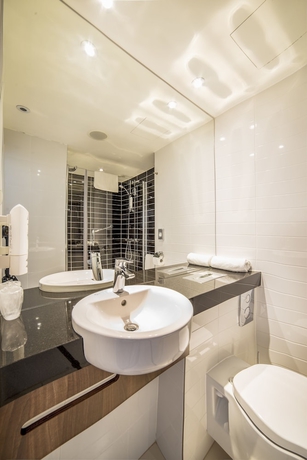 Imagen de la habitación del Hotel Ibis Styles Walbrzych. Foto 17