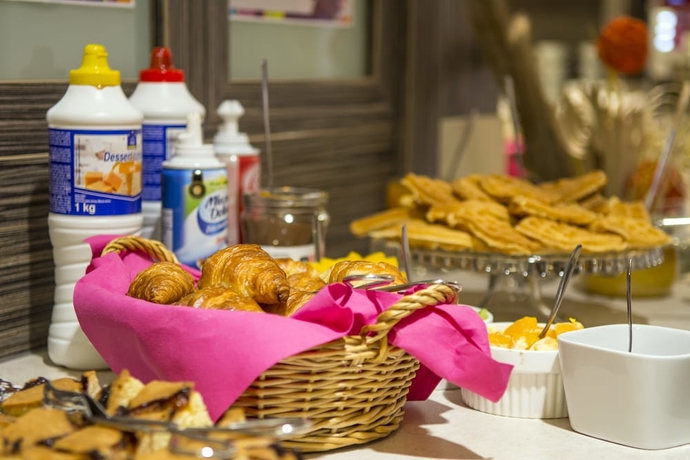 Imagen del bar/restaurante del Hotel Ibis Styles Walbrzych. Foto 4