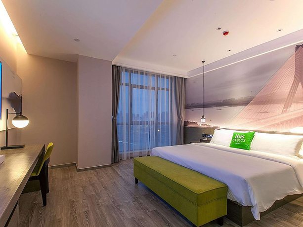 Imagen de la habitación del Hotel Ibis Styles Wuhan Optics Valley Square. Foto 13