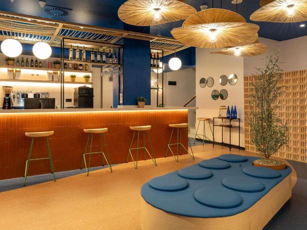 Imagen del bar/restaurante del Hotel Ibis Styles Zaragoza Centro. Foto 2