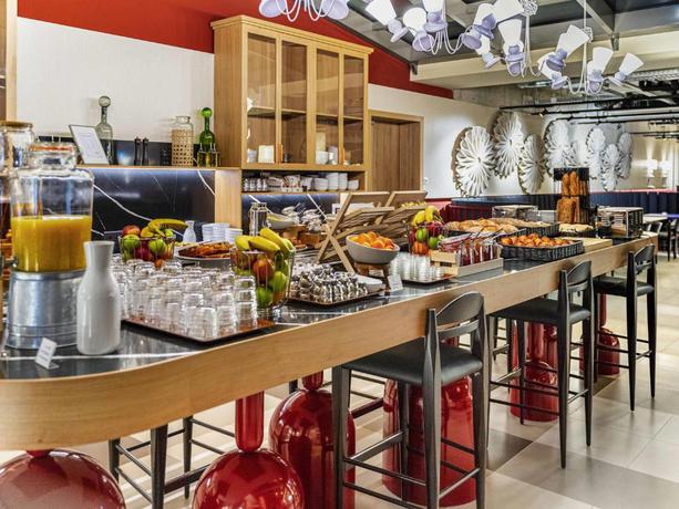 Imagen del bar/restaurante del Hotel Ibis Styles Zurich City Center. Foto 4