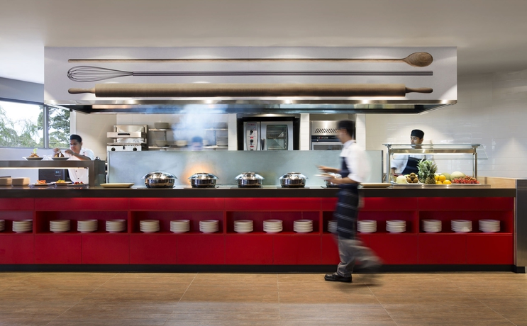 Imagen del bar/restaurante del Hotel Ibis Sydney Airport. Foto 5