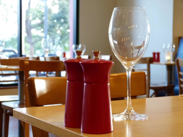 Imagen del bar/restaurante del Hotel Ibis Sydney Thornleigh. Foto 9