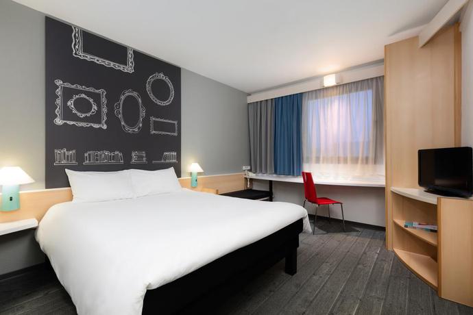Imagen de la habitación del Hotel Ibis Szczecin Centrum. Foto 6