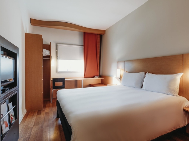 Imagen de la habitación del Hotel Ibis Tanger City Center. Foto 8