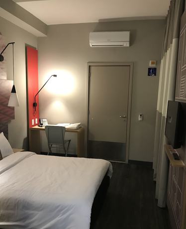 Imagen de la habitación del Hotel Ibis Tatu&iacute;. Foto 2