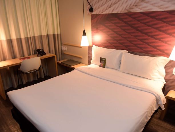 Imagen general del Hotel Ibis Tatu&iacute;. Foto 1