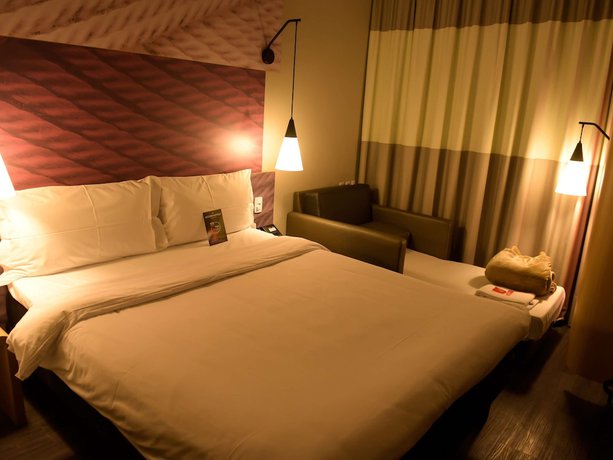 Imagen de la habitación del Hotel Ibis Tatu&iacute;. Foto 6