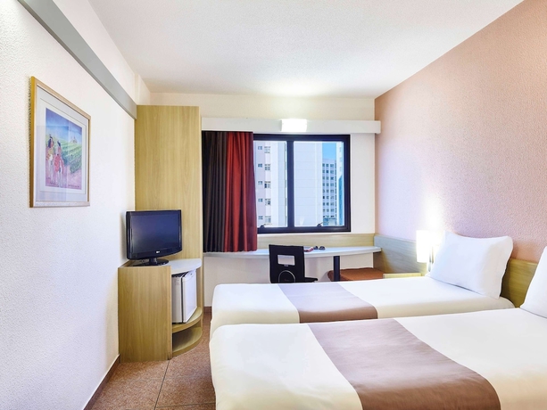 Imagen de la habitación del Hotel Ibis Taubate. Foto 8