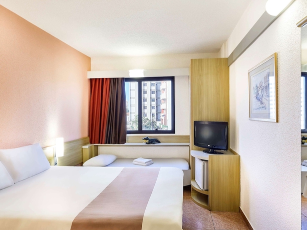 Imagen de la habitación del Hotel Ibis Taubate. Foto 10