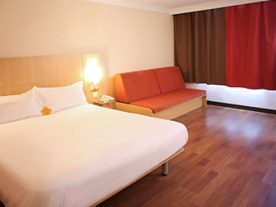 Imagen de la habitación del Hotel Ibis Tianjin Railway Station. Foto 8