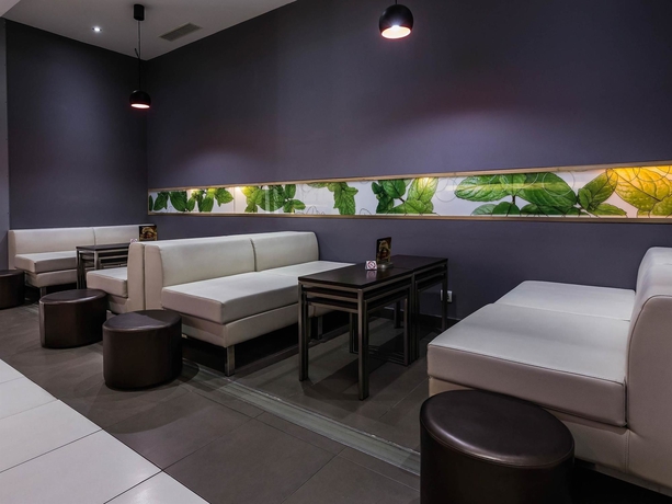 Imagen del bar/restaurante del Hotel Ibis Tlemcen. Foto 4