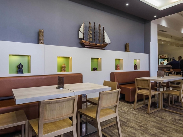 Imagen del bar/restaurante del Hotel Ibis Tlemcen. Foto 9