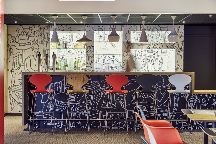 Imagen de los interiores del Hotel Ibis Toulon La Valette. Foto 11