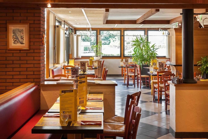 Imagen del bar/restaurante del Hotel Ibis Toulouse Airport. Foto 6