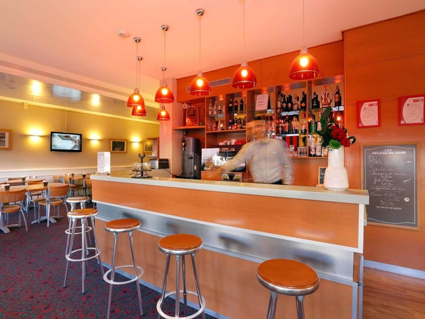 Imagen del bar/restaurante del Hotel Ibis Toulouse Gare Matabiau. Foto 5