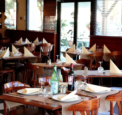 Imagen del bar/restaurante del Hotel Ibis Toulouse Purpan. Foto 4