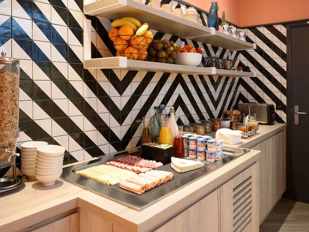 Imagen del bar/restaurante del Hotel Ibis Tour Montparnasse 15eme. Foto 7