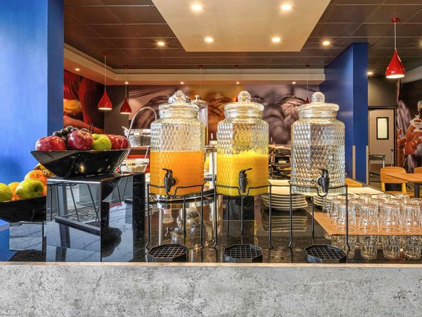 Imagen del bar/restaurante del Hotel Ibis Trujillo. Foto 5