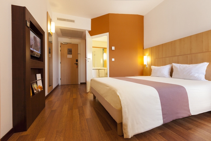 Imagen de la habitación del Hotel Ibis Tunis. Foto 8