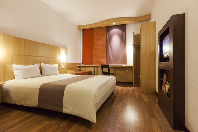 Imagen de la habitación del Hotel Ibis Tunis. Foto 9