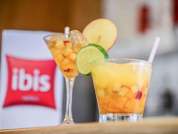 Imagen del bar/restaurante del Hotel Ibis Uberaba. Foto 8