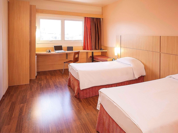 Imagen de la habitación del Hotel Ibis Uberlandia. Foto 13