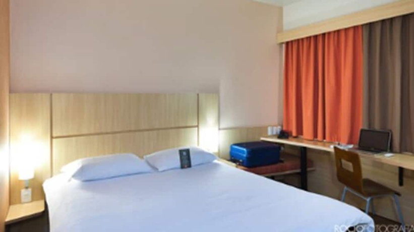 Imagen de la habitación del Hotel Ibis Uberlandia. Foto 16