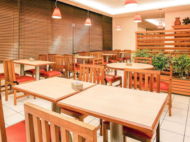 Imagen del bar/restaurante del Hotel Ibis Uberlandia. Foto 3