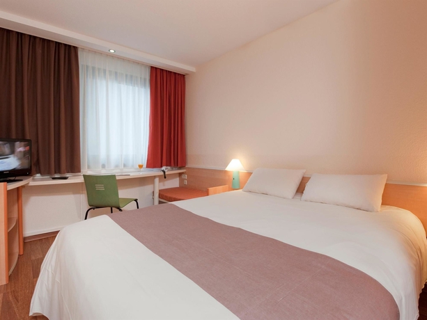 Imagen de la habitación del Hotel Ibis Ulm City. Foto 12