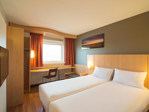 Imagen de la habitación del Hotel Ibis Utrecht. Foto 9