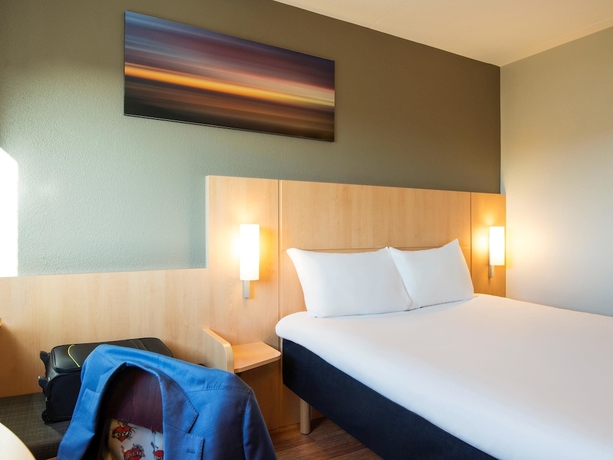 Imagen de la habitación del Hotel Ibis Utrecht. Foto 12